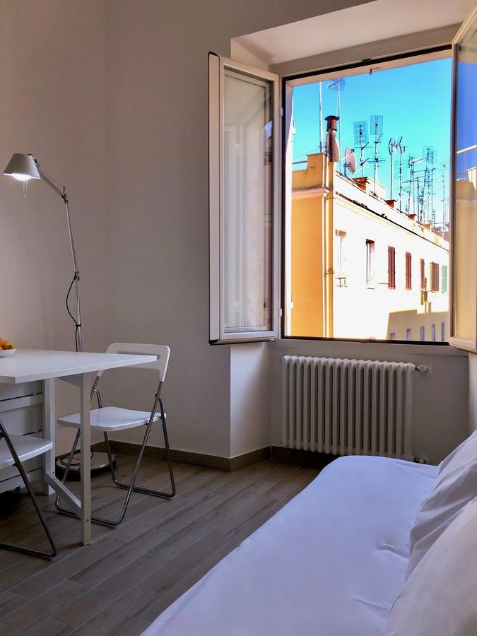 Apartament Termini Station Little House Rzym Zewnętrze zdjęcie