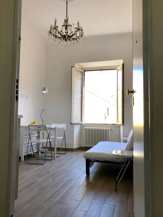 Apartament Termini Station Little House Rzym Zewnętrze zdjęcie